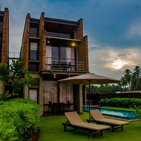 Inidi Leisure Luxury Villas-2